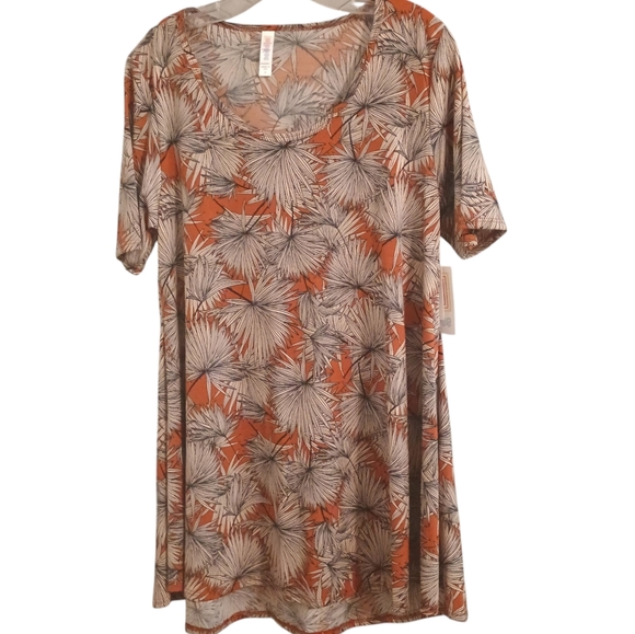 NWT LuLaRoe Perfect T Tunic Top Palm Leaf Print Size Medium - Picture 1 of 6